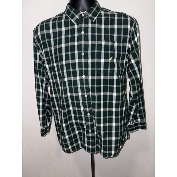 Nautica Long Sleeve Button Up Shirt Men 16/18 Large 100 % Cotton Green Plaid - Picture 1 of 6